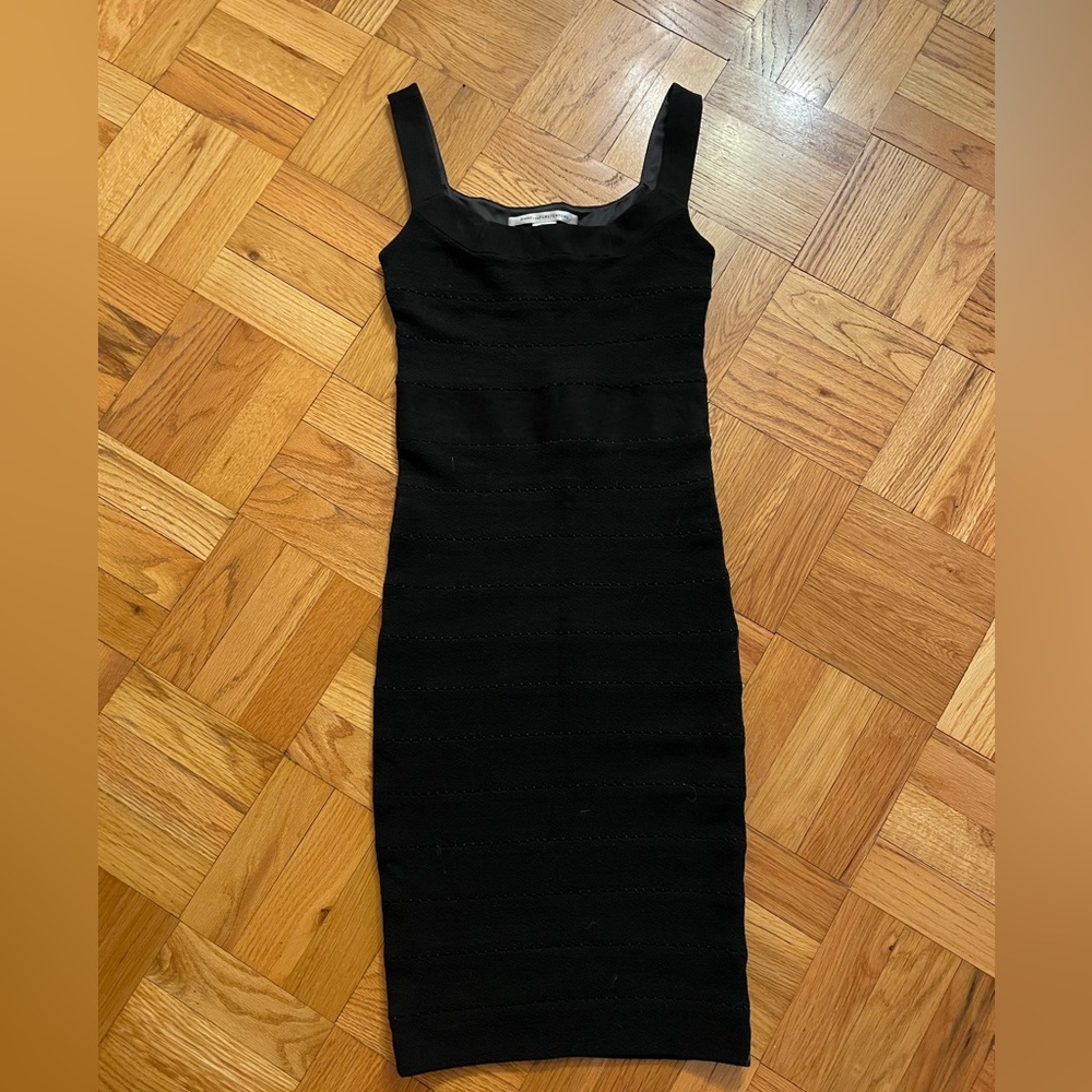 Diane von Furstenberg Black Wool Bodycon Mini Dress Size 2